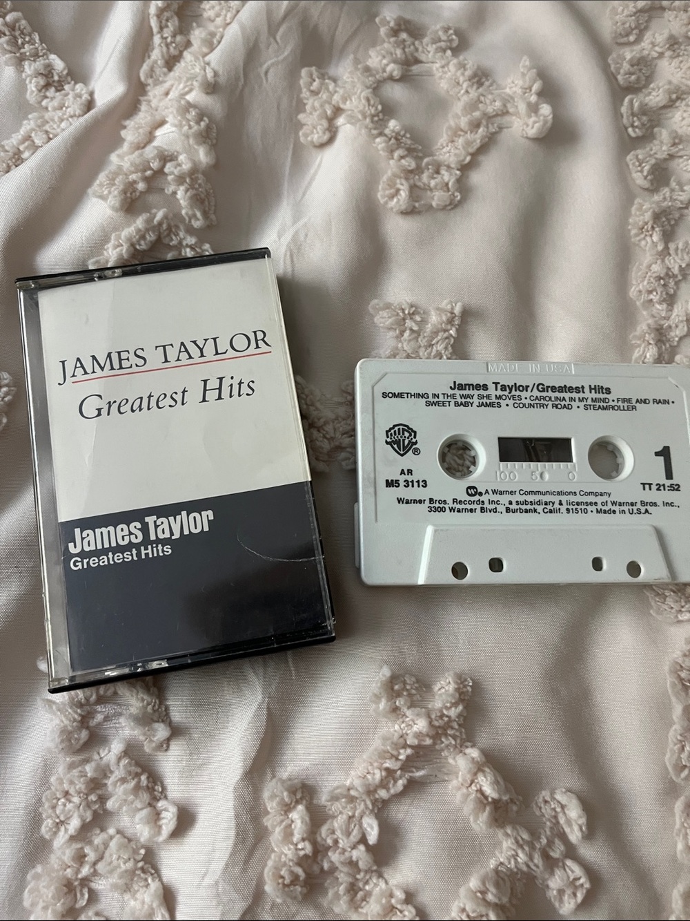 Warner Bros. James Taylor Greatest Hits Cassette — White and Black